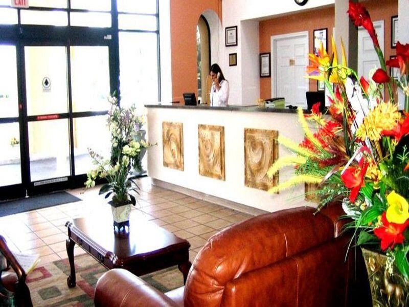Howard Johnson By Wyndham Tropical Palms קיסימי מראה חיצוני תמונה